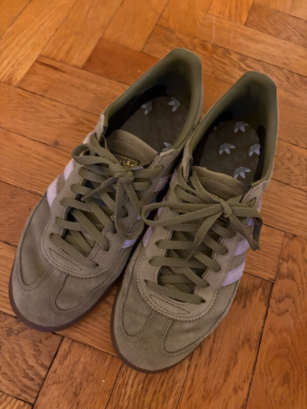Spezial Sneakers Olive with Lavender Accents - Picture 5 of 6